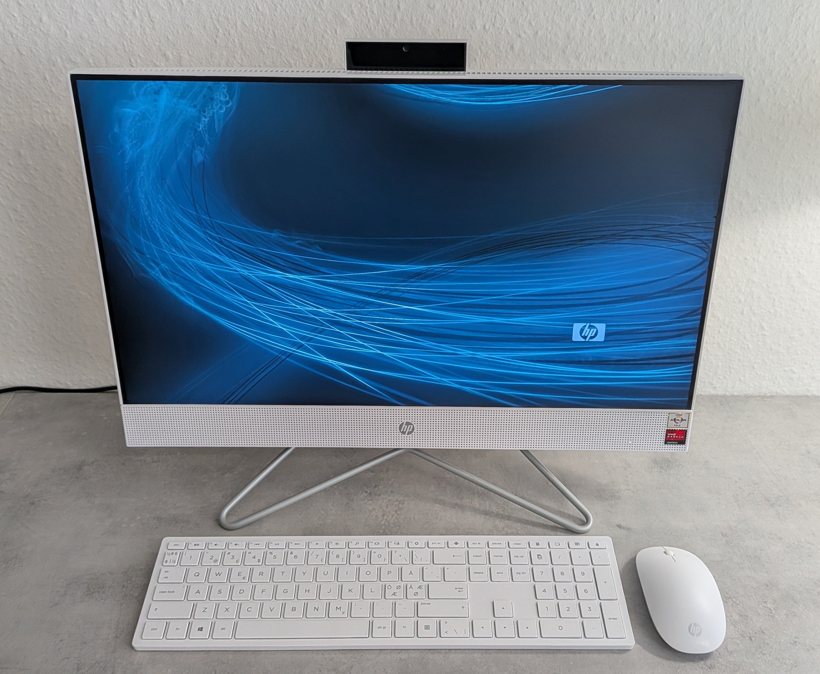 HP All-in-One (24") med mus/tastatur